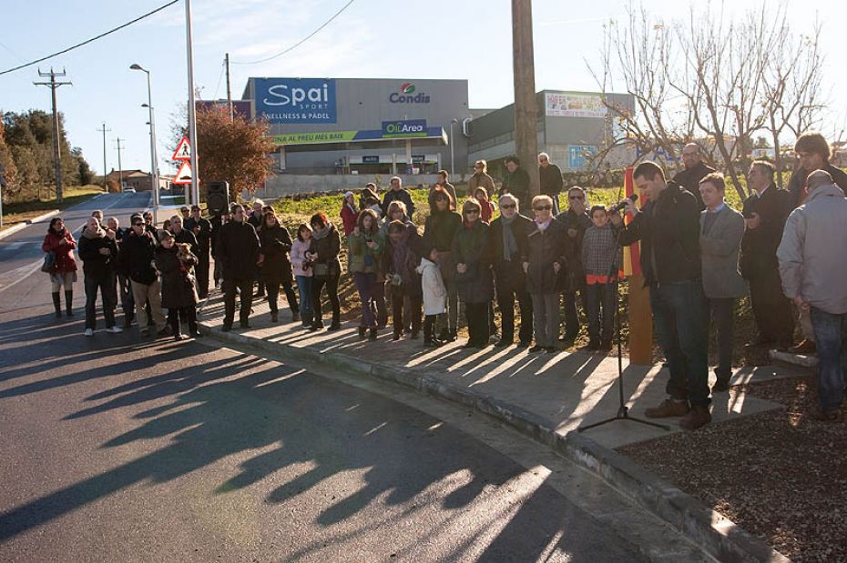 1419775202inauguracio-escultura-camp-dels-ninots-caldes-de-malavella-2.jpg