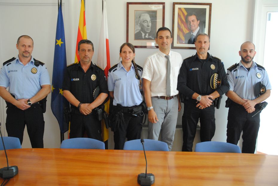 1441278005efectius_policials.jpg