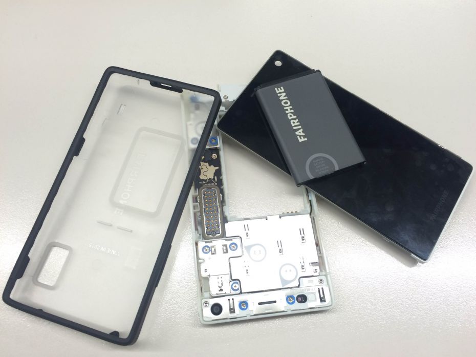 1456135202Fairphone.JPG