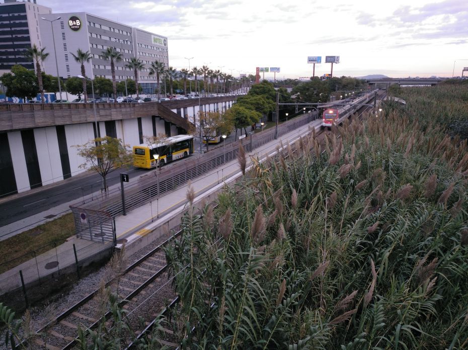 1681895490renfe_viladecans.jpg