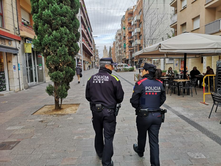 1701793529policia_local_mossos_esquadra.jpg