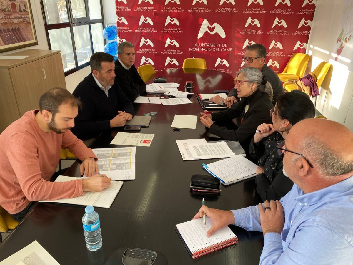 Pas endavant per a la creació de dues línies d’autobús urbanes que uniran Vandellòs i l’Hospitalet de l’Infant, Miami Platja i Mont-roig