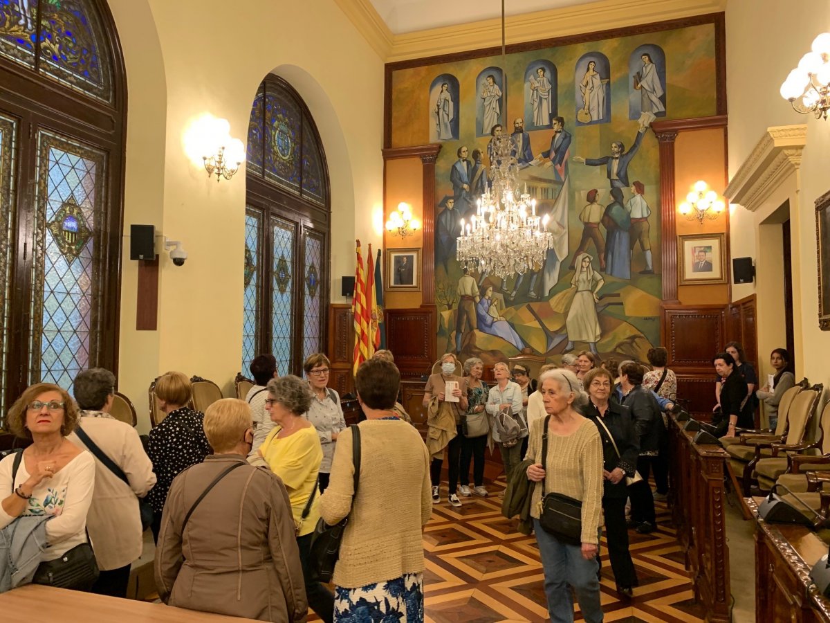 Visites guiades al Palau de la Diputació i al monestir d’Avinganya amb visió de gènere